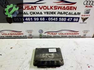 06A 906 033 R 1.6 BENZİNLİ MOTOR BEYNİ GOLF BORA JETTA LEON ECU