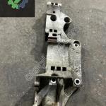 06a903143h GOLF SKODA AUDİ A3 ŞARJ DİNAMOSU AYAK