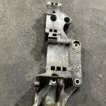 06a903143h GOLF SKODA AUDİ A3 ŞARJ DİNAMOSU AYAK