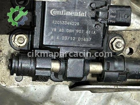 Volkswagen Passat Yakıt Basınç Sensörü 06H907811A çıkma parça