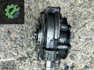 070145209F Vw Transporter T5 Vakum Pompası 2.5TDI AXD