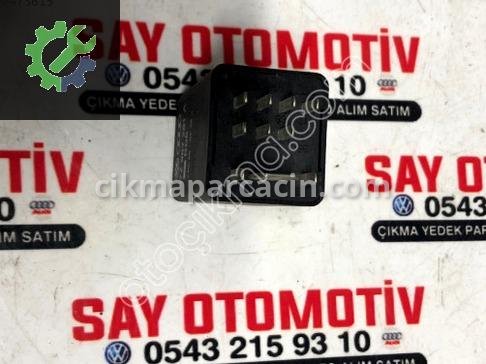 Volkswagen Transporter Röle 0281003031 çıkma parça