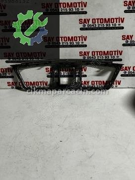 Mercedes-Benz C Serisi Kalorifer Izgarası 08637Z00 çıkma parça