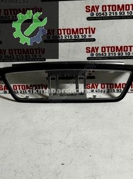 Mercedes-Benz C Serisi Kalorifer Izgarası 08637Z00 çıkma parça