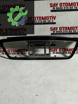 08637-Z00 MERCEDES W207 W212 ORTA KALORİFER MENFEZİ ÇERÇEVESİ