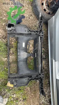 BMW 1 Serisi Fan Çerçevesi çıkma parça