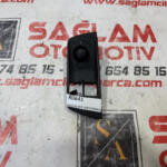 Audi A1 Cam Düğmesi Çıkma