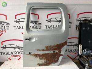 RENAULT KANGOO 3 SOL SÜRGÜLÜ KAPI HAFİF HASARLI