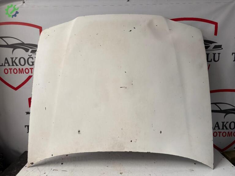 Toyota Corona Kaput çıkma parça