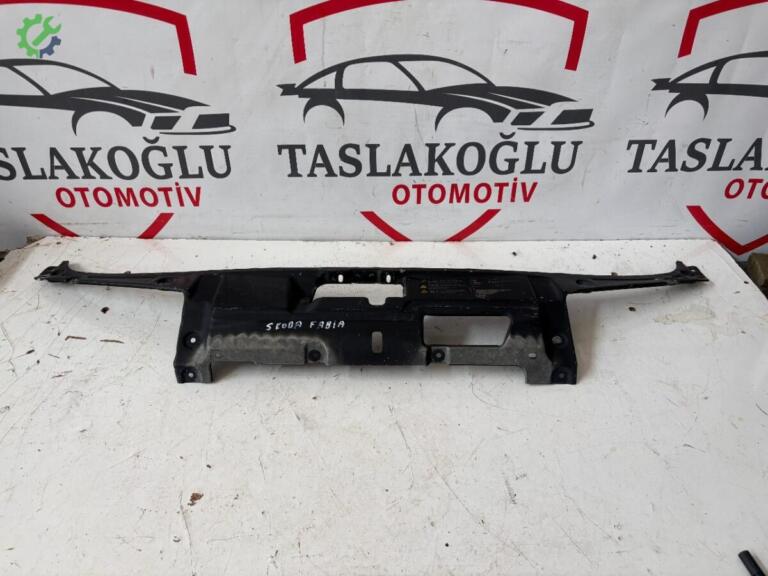 Skoda Fabia Ön Panel çıkma parça
