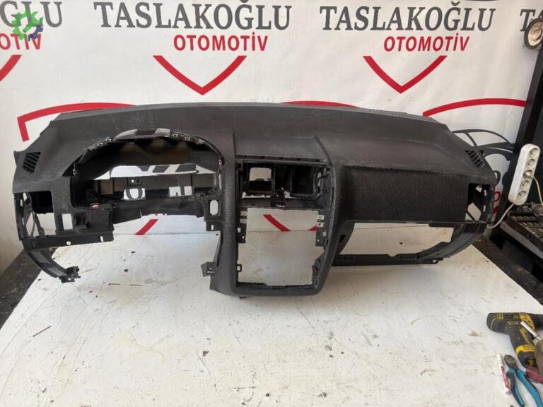 Hyundai Getz Torpido çıkma parça