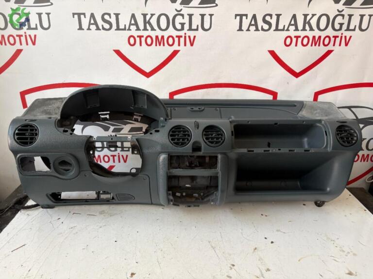 Renault Kangoo Komple Torpido çıkma parça