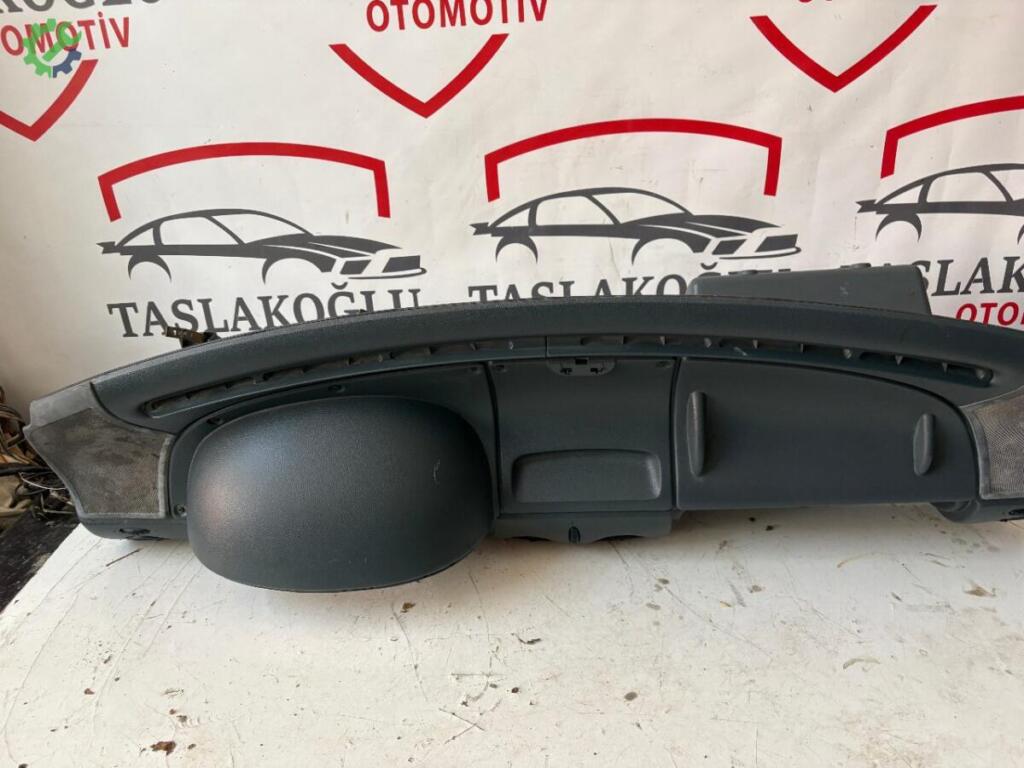 Renault Kangoo Komple Torpido çıkma parça