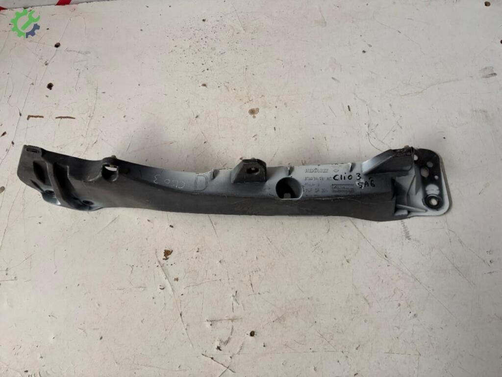 Renault Clio Çamurluk 8200314931 çıkma parça