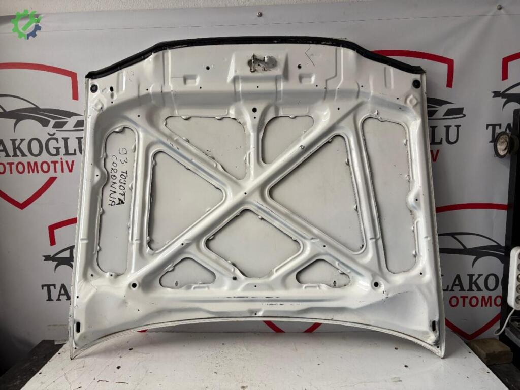 Toyota Corona Kaput çıkma parça