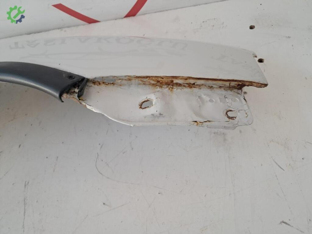 Opel Corsa Sağ Ön Çamurluk çıkma parça