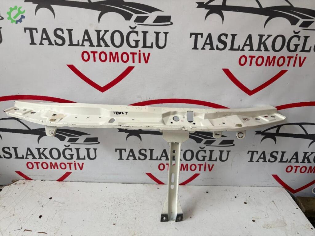 Ford Transit Ön Panel çıkma parça