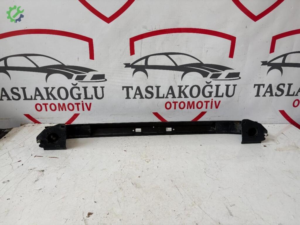 Opel Corsa Tampon Demiri çıkma parça