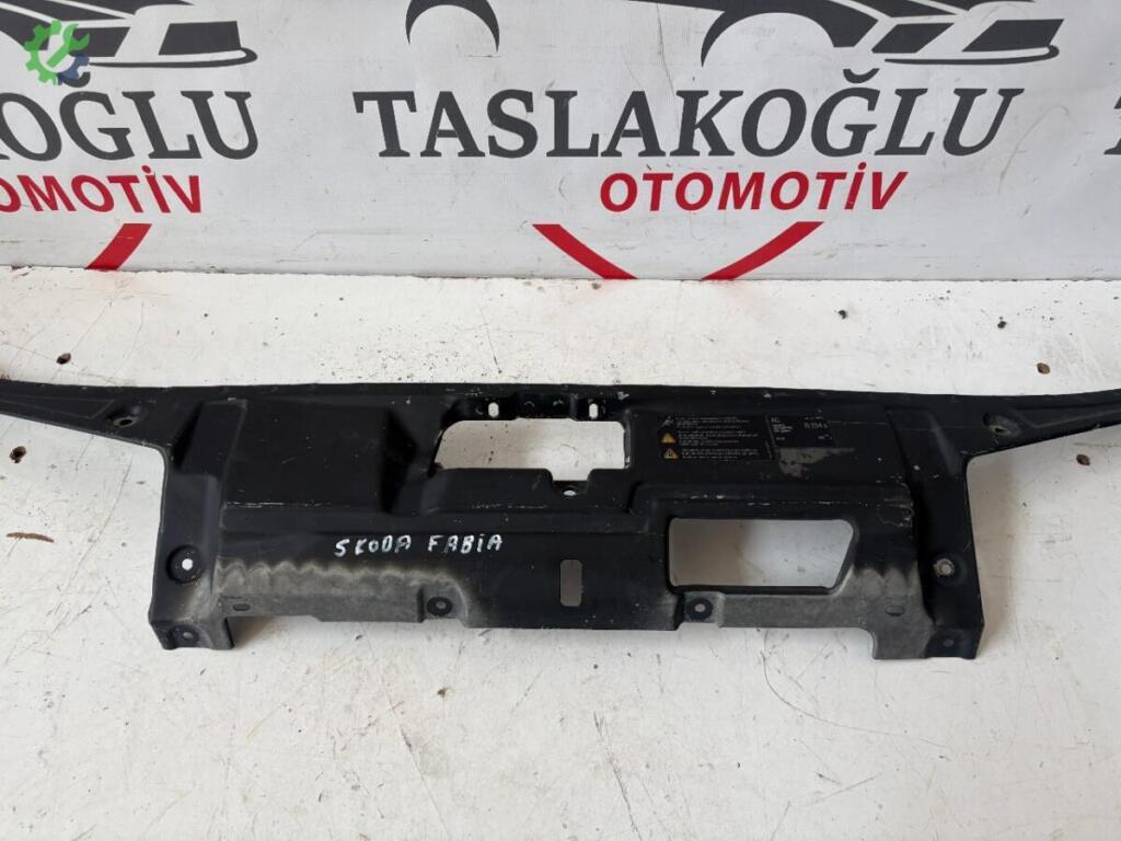Skoda Fabia Ön Panel çıkma parça