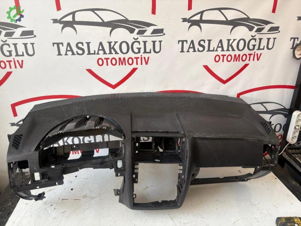 Hyundai Getz Torpido çıkma parça