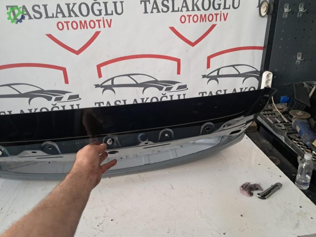 Jaecoo J7 Bagaj Kapağı çıkma parça