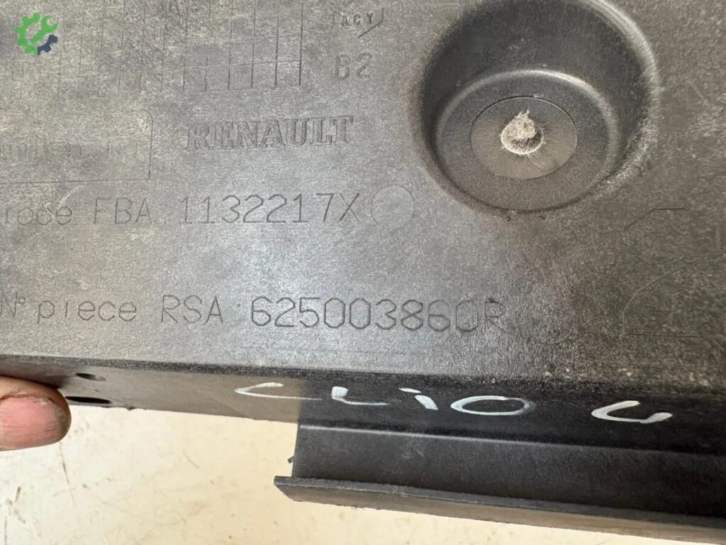 Renault Clio Ön Panel çıkma parça