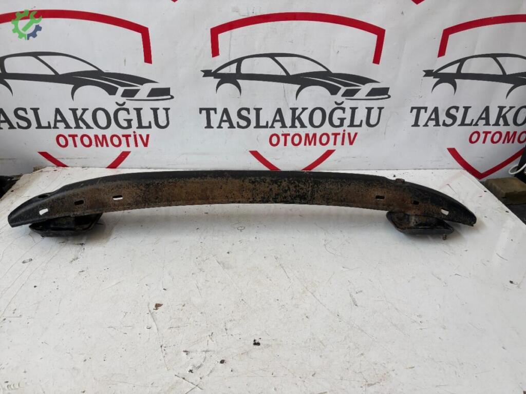 Peugeot 307 Tampon Demiri çıkma parça
