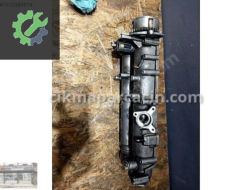 Volkswagen Jetta Külbütör Kapağı çıkma parça