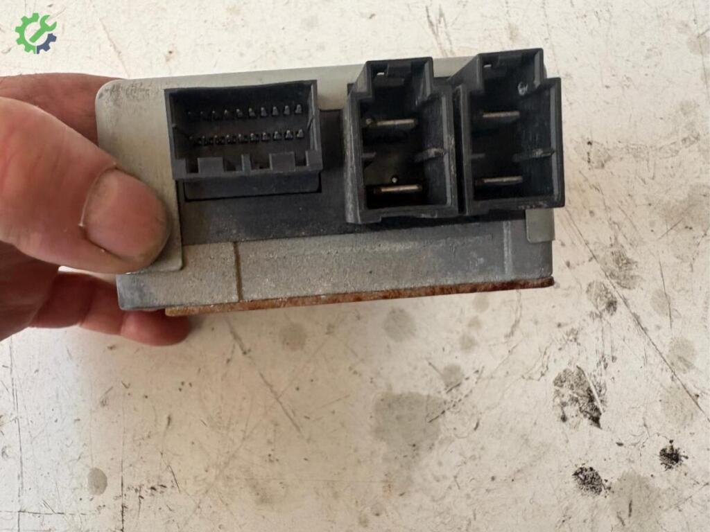 Renault Clio Direksiyon Beyni 8200265136 çıkma parça