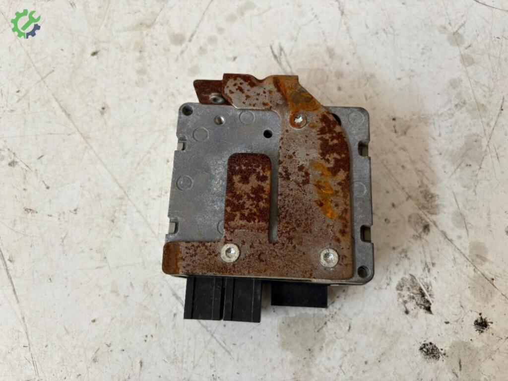 Renault Clio Direksiyon Beyni 8200265136 çıkma parça