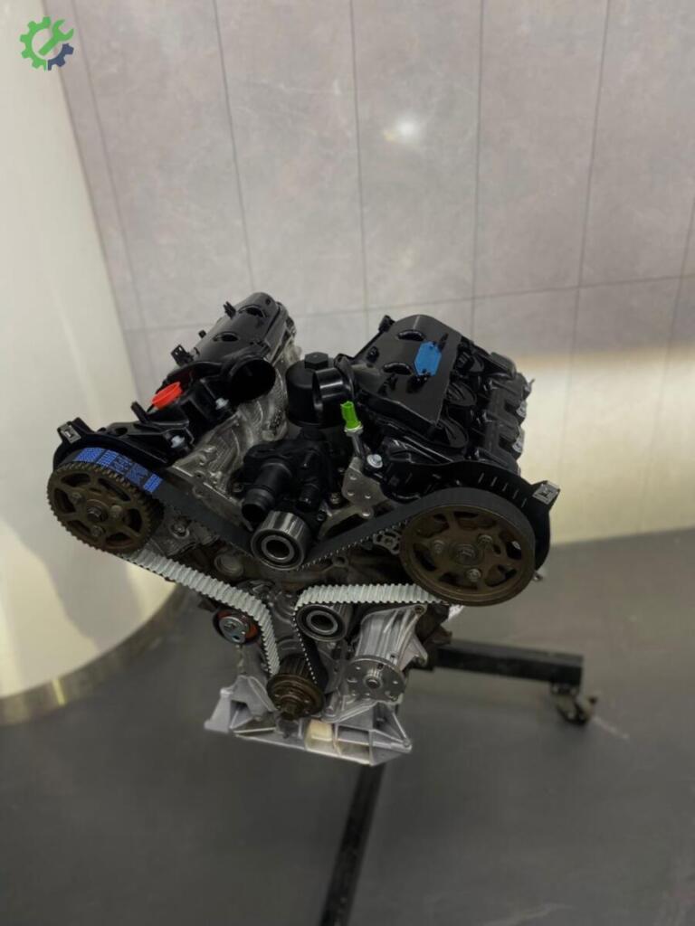 Land Rover Defender Motor Komple çıkma parça