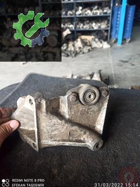 Mercedes-Benz 190 Motor Braketi 102 223 29 04 çıkma parça