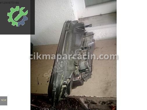 Mercedes-Benz EQA Sağ Ön Far çıkma parça