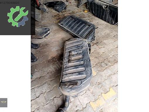 Mercedes-Benz 240 Depo Kapağı çıkma parça