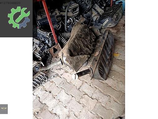 Mercedes-Benz 240 Depo Kapağı çıkma parça