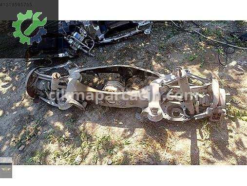 Mercedes-Benz EQA Arka Defransiyel çıkma parça