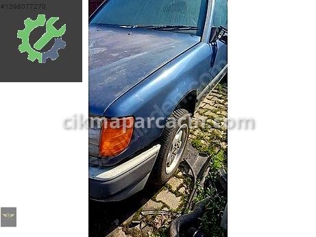 Mercedes-Benz 240 Çamurluk çıkma parça