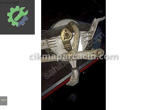 Mercedes-Benz EQA Silecek Mekanizması çıkma parça
