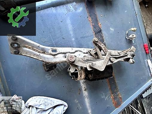 1268204142 MERCEDES W126 SİLECEK MOTORU VE MEKANİZMASI