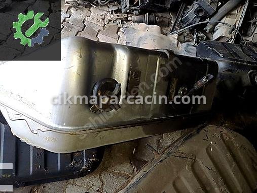 Mercedes-Benz SL Yakıt Deposu çıkma parça