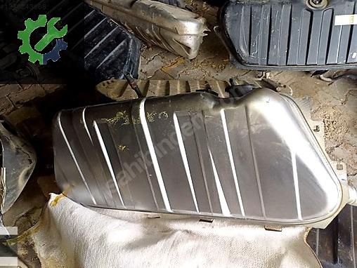 126 kasa Mercedes balina yakıt deposu