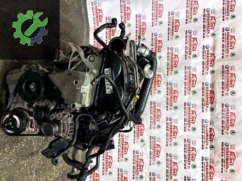 2015 Volkswagen Jetta Motor Takozu Çıkma Parça Ankara
