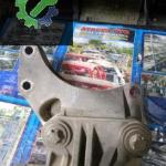 13185906 Opel Corsa D motor kulağı