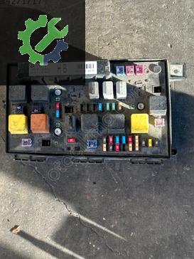 Opel Astra Sigorta Kutusu 13206754 çıkma parça