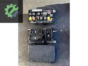 13206754 HB 13250232 KA OPEL ASTRA H SİGORTA TAPLASİ KUTUSU