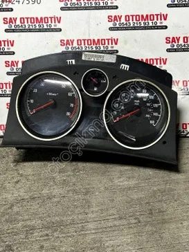 Opel Astra Gösterge Paneli 13216687 çıkma parça