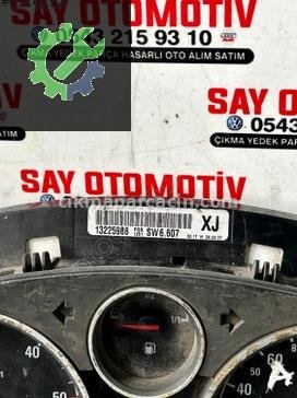 Opel Astra Gösterge Paneli 13225988 çıkma parça