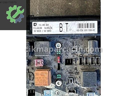 Opel Astra Sigorta 13268306 çıkma parça