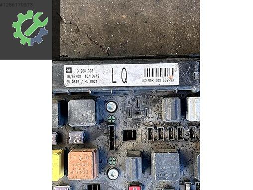 13268306 LQ 13145041BT OPEL ASTRA H ZAFİRA SİGORTA TAPLASİ KUTU