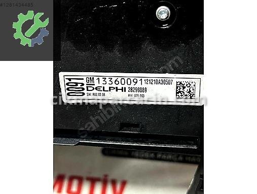 Opel Astra Teyp Çerçevesi 13360091 çıkma parça
